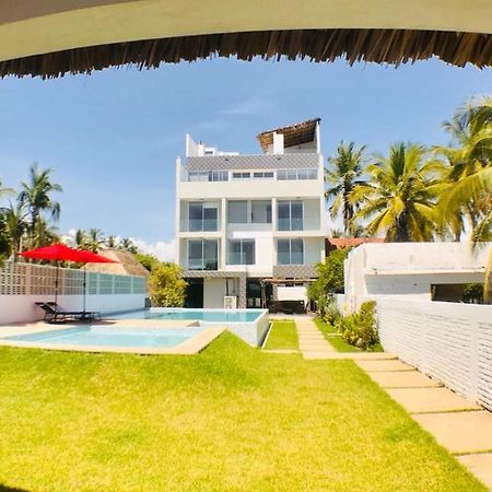 Hotel "Casa Mangata" Puerto Arista Kültér fotó