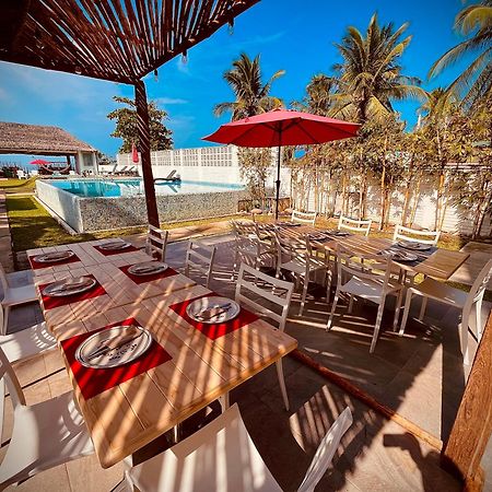 Hotel "Casa Mangata" Puerto Arista Kültér fotó